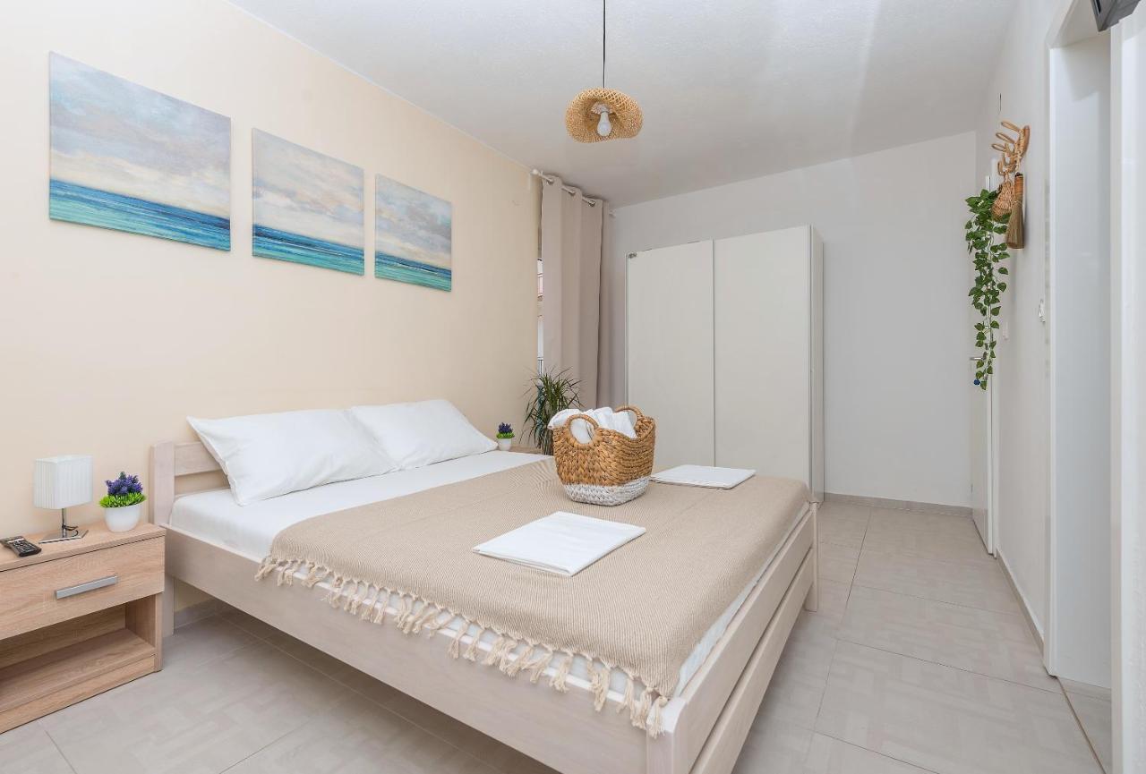Apartmani Vukusic Promajna Εξωτερικό φωτογραφία