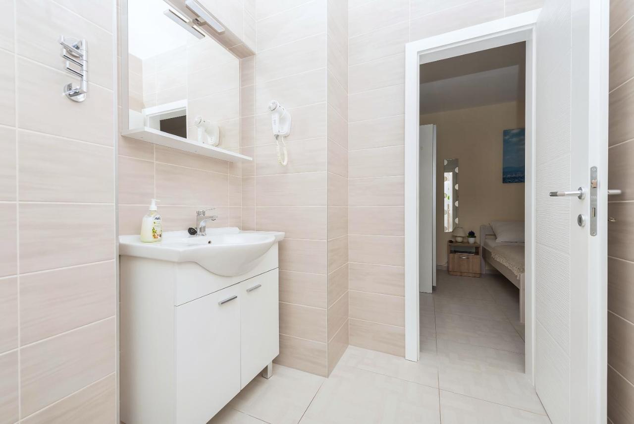 Apartmani Vukusic Promajna Εξωτερικό φωτογραφία