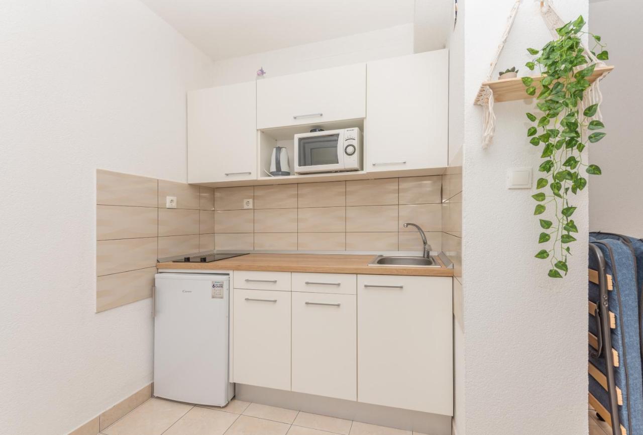Apartmani Vukusic Promajna Εξωτερικό φωτογραφία