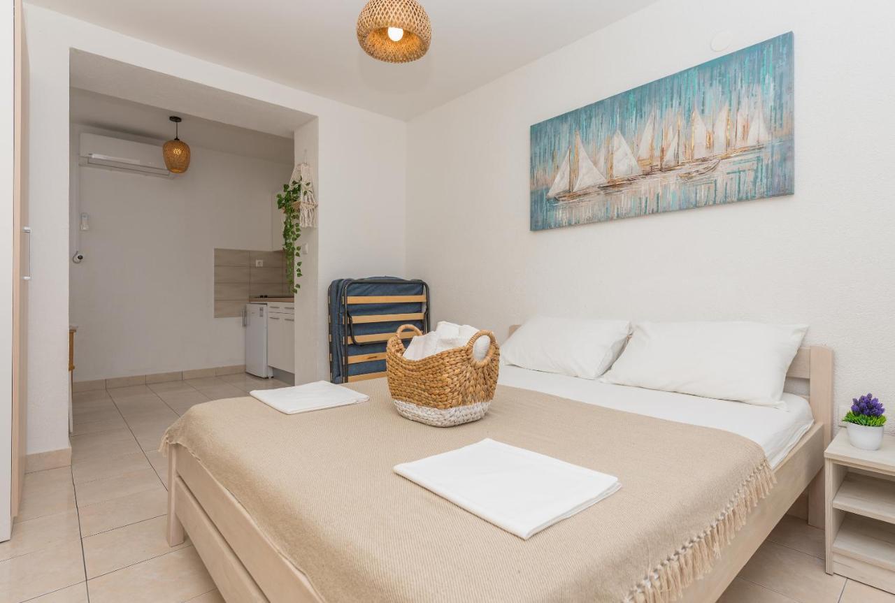 Apartmani Vukusic Promajna Εξωτερικό φωτογραφία