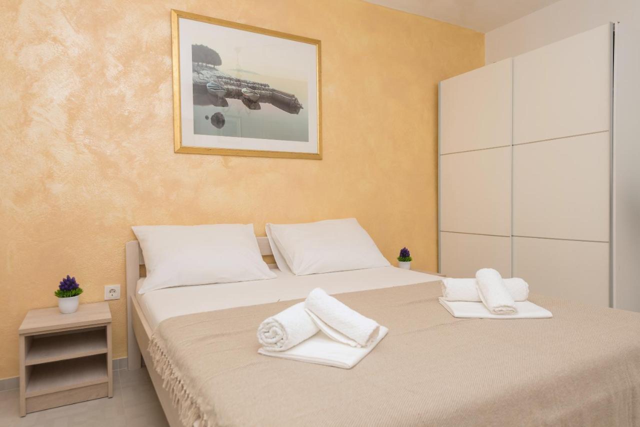 Apartmani Vukusic Promajna Εξωτερικό φωτογραφία