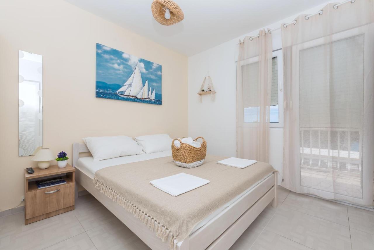 Apartmani Vukusic Promajna Εξωτερικό φωτογραφία
