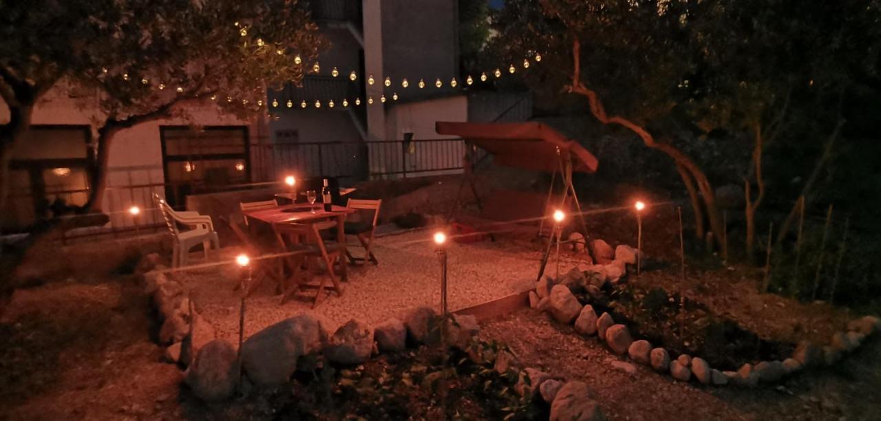 Apartmani Vukusic Promajna Εξωτερικό φωτογραφία